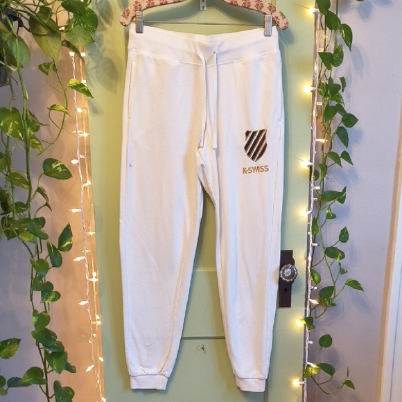 K-Swiss Pants - Women's K-Swiss Cream Gold  Logo Sweatpant Jogger M